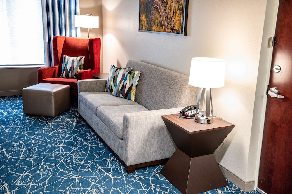 1 King Whirlpool Suite with Pullout Sofa - Photo 1