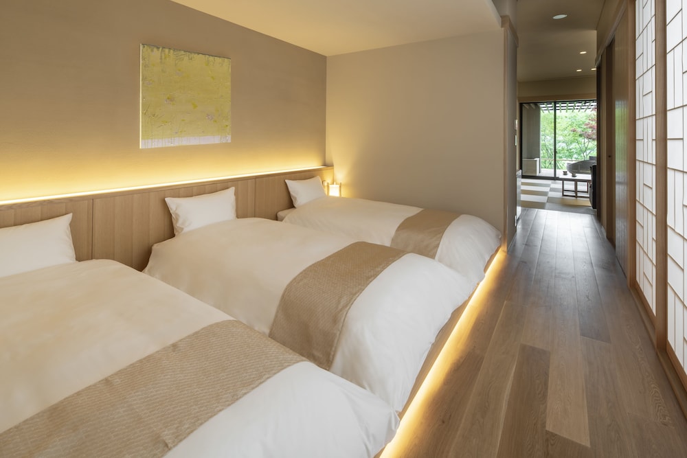 Japanese-style Suite with Outdoor Bath RC3