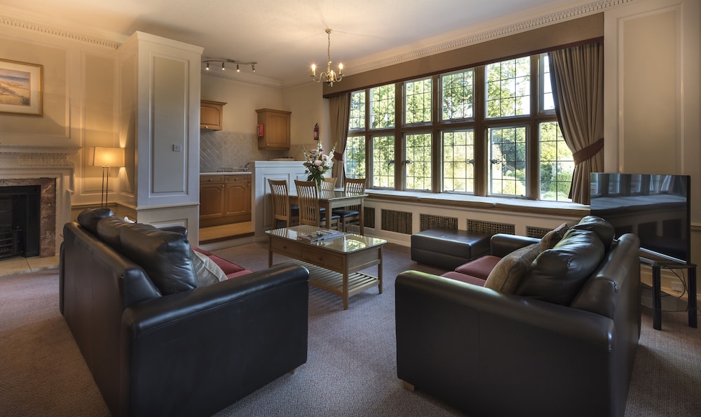 Superior One Bedroom Apartment (View & Patio Or Balcony) photo 1