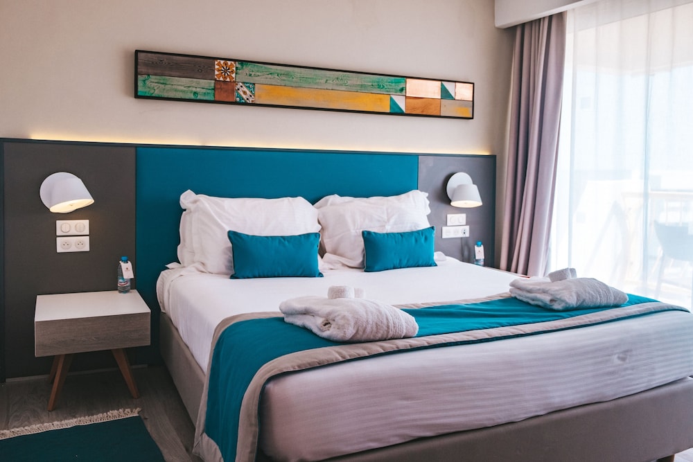 Superior Room, 1 King Bed, Balcony (View)