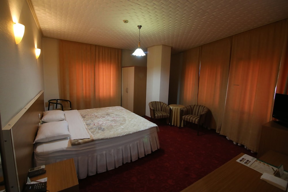 Standard Room photo 1