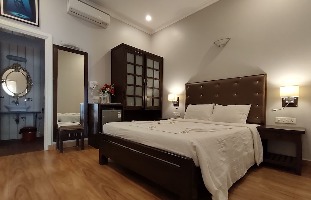 Deluxe Studio, 1 Queen Bed, Kitchen, Garden View photo 1