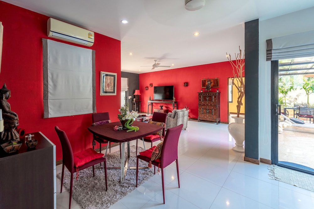 Design Villa photo 3