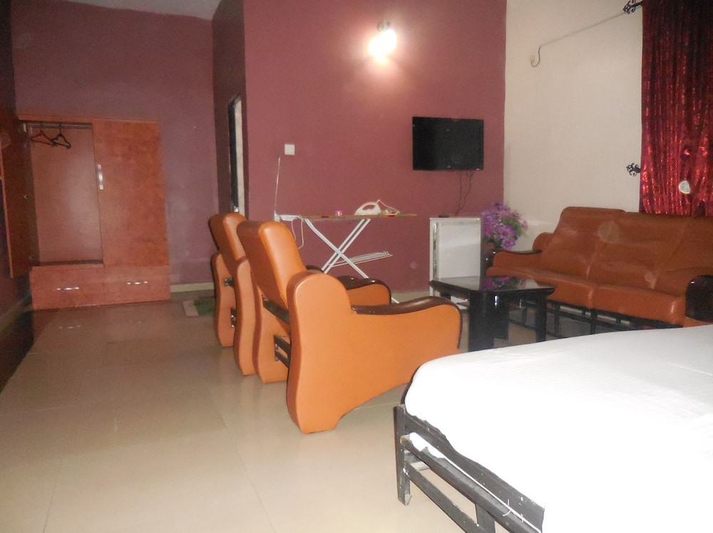 Executive Suite photo 1