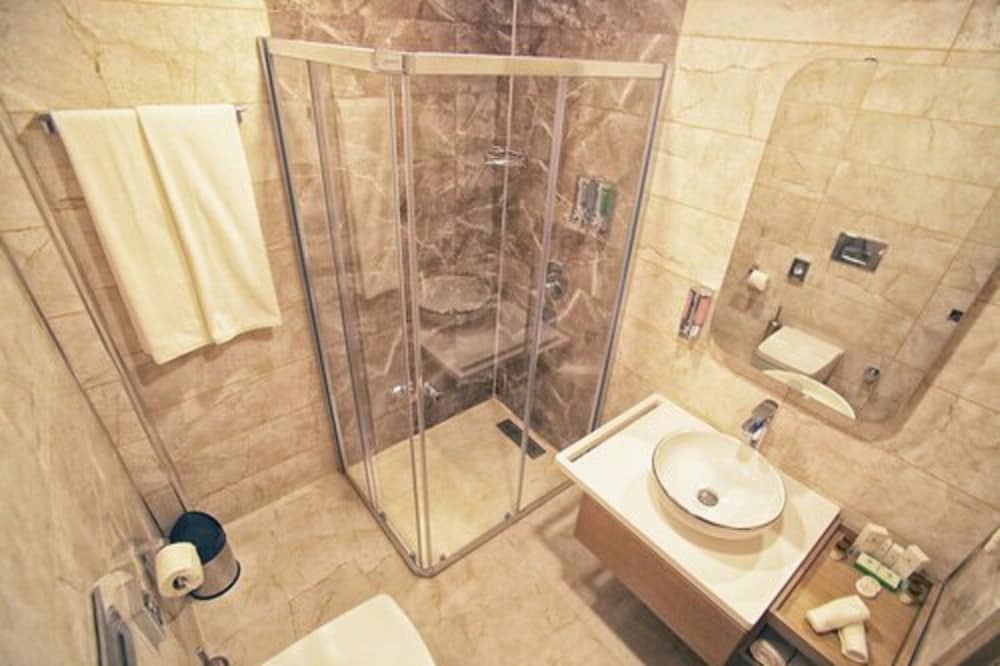 Standard Double or Twin Room photo 2