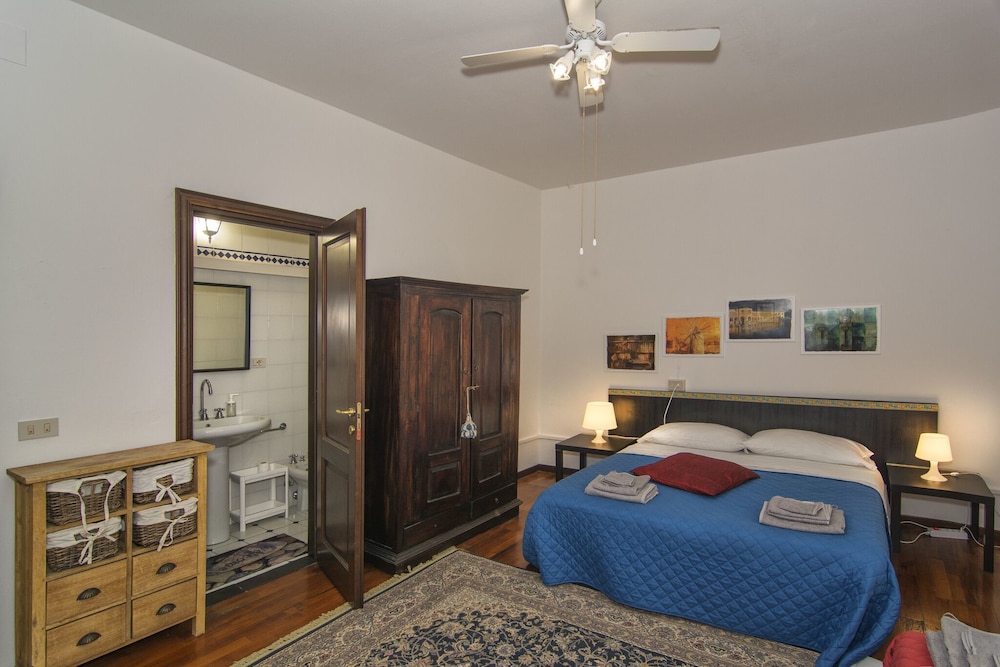 Comfort Triple Room, Private Bathroom (Room 05) photo 3