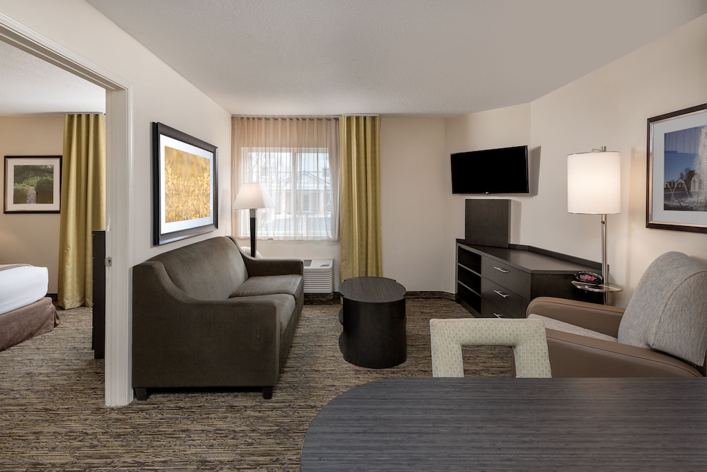 Suite, 1 Bedroom, Accessible Bathtub (Mobility) - Photo 5