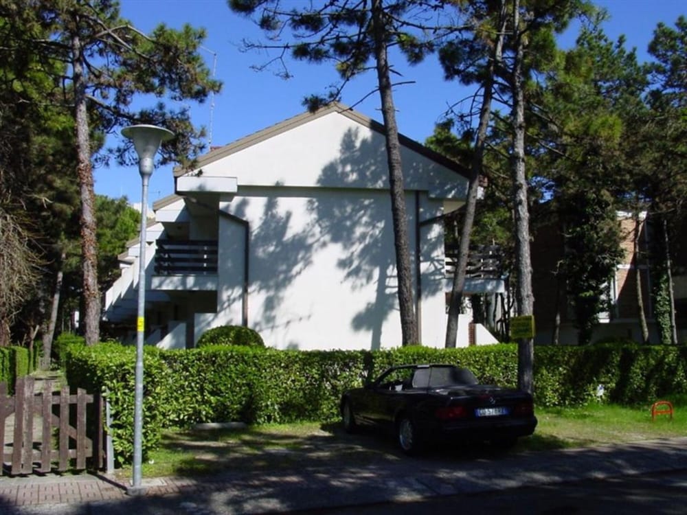Villa, 3 Bedrooms, Balcony, Garden View