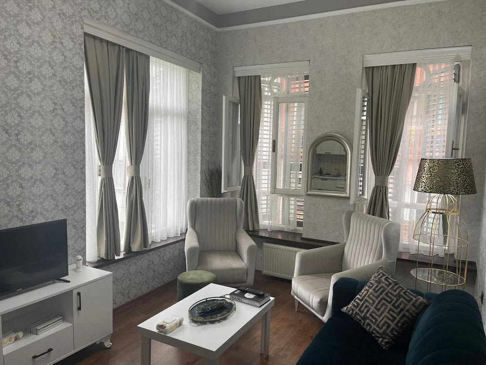 Elite Suite photo 1