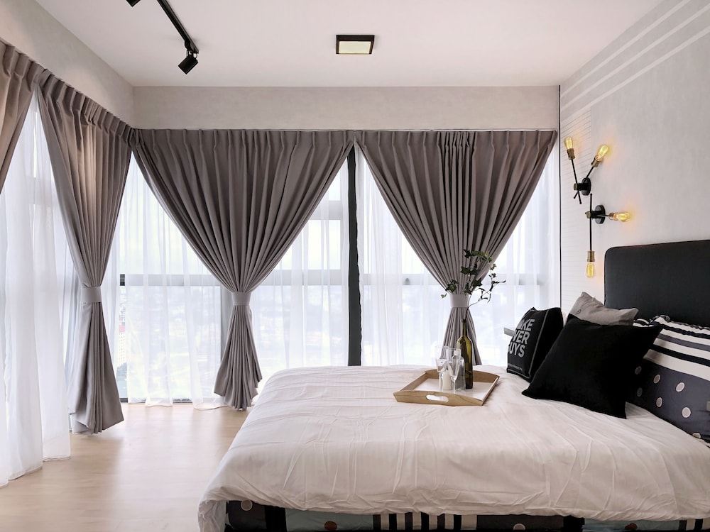Deluxe Duplex