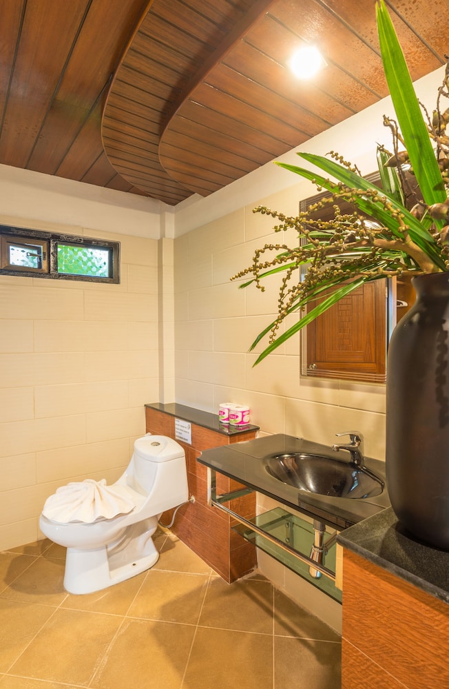 Superior Bungalow photo 2