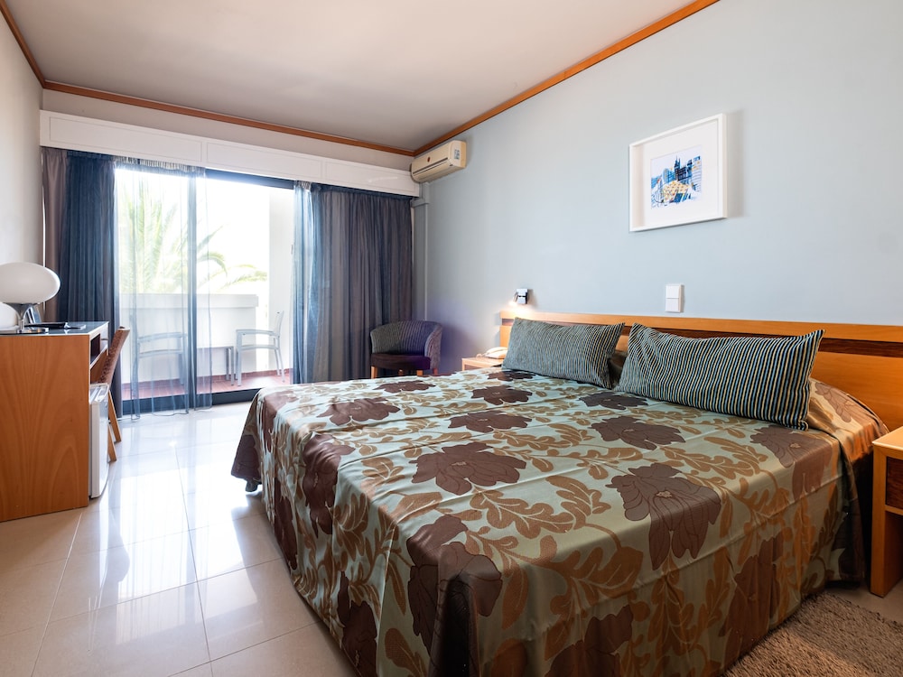 Twin Indoor Room photo 1