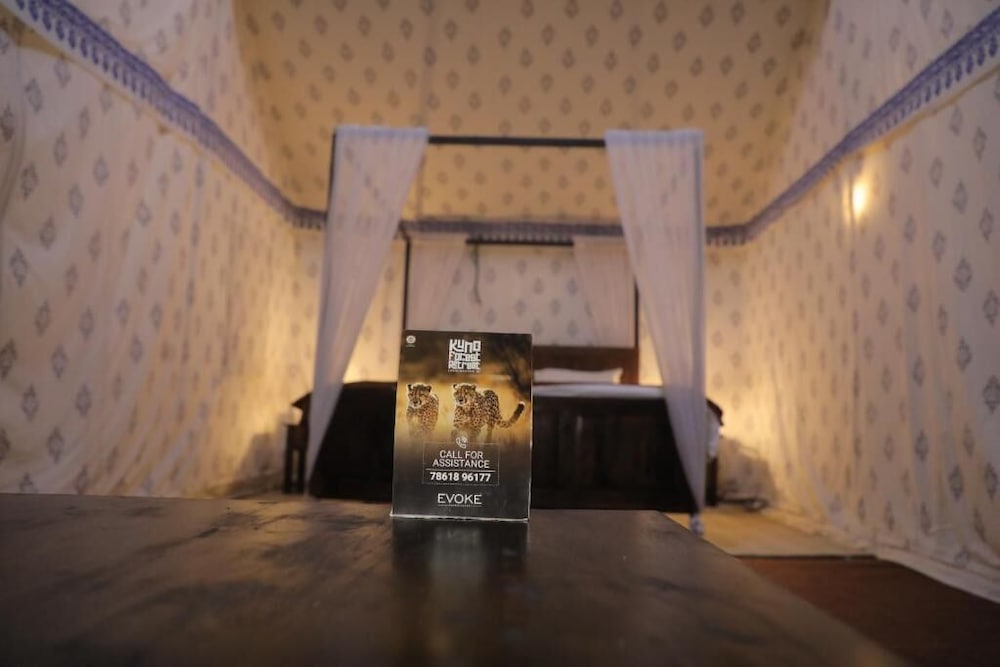 Premium Tent photo 1