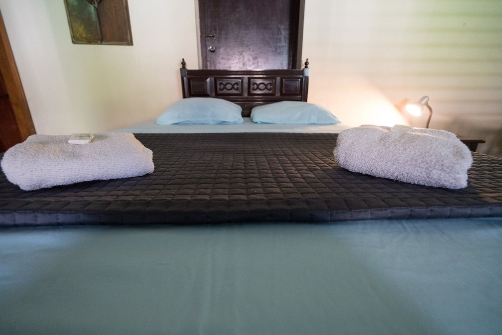 Classic Double Room, 1 Bedroom, Private Bathroom, Garden Area photo 2