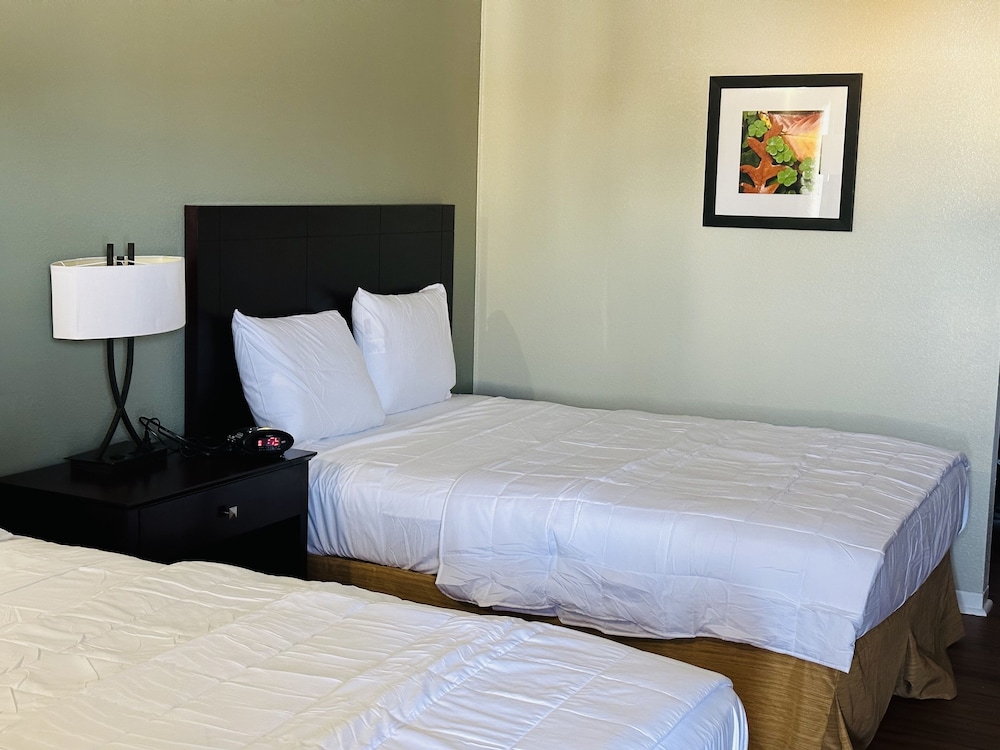 Basic Double Room photo 1