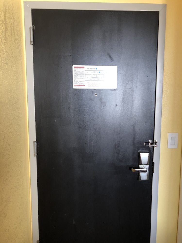 Single Room, 1 King Bed, Non Smoking - Photo 6