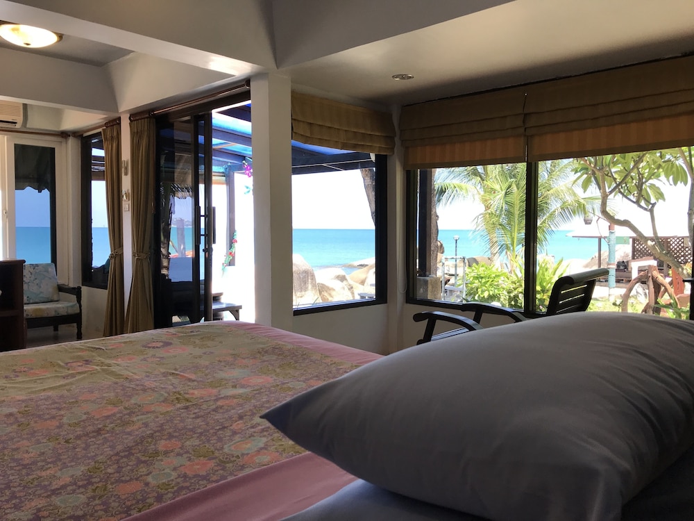 Superior Double Room, 1 Bedroom, Ocean View, Beachfront photo 2