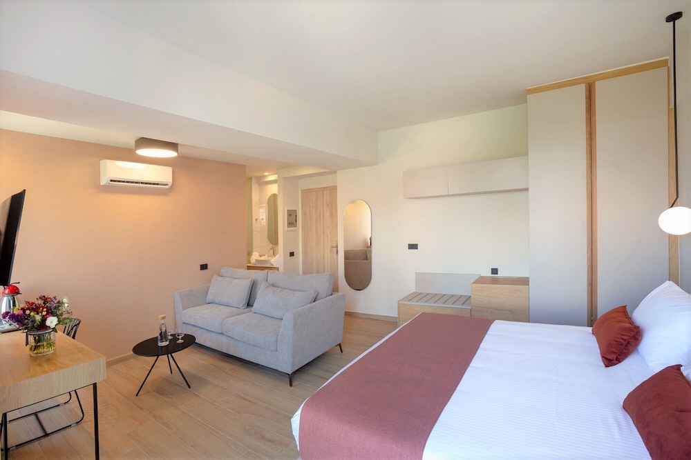 Executive Suite photo 2