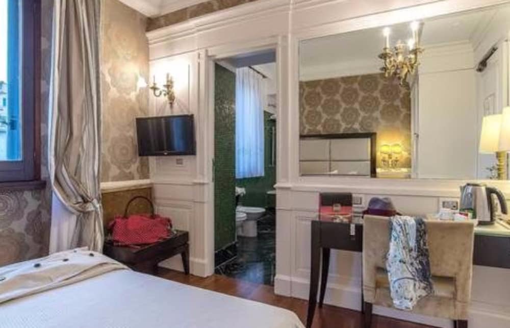 Superior Single Room photo 2