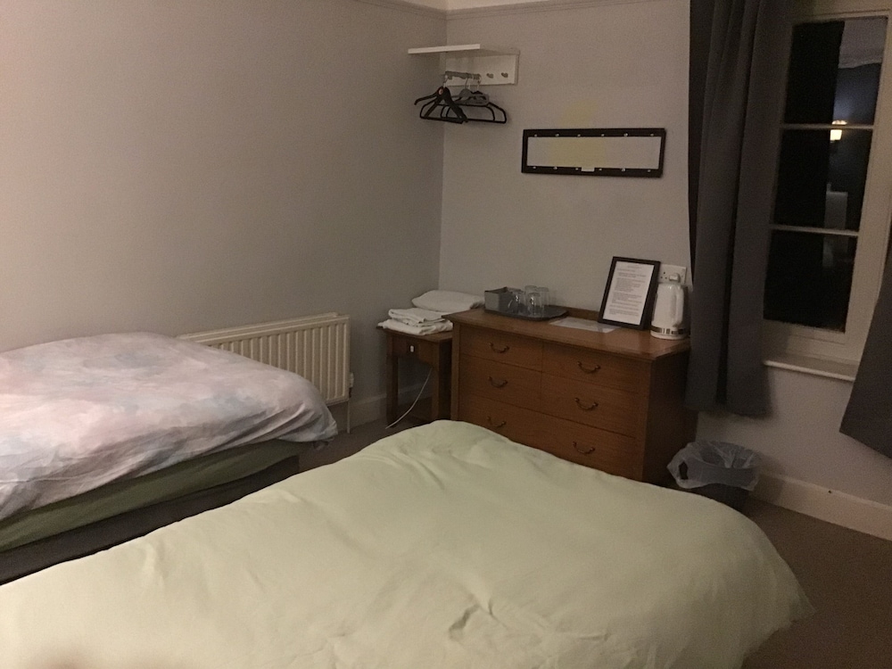 Standard Twin Room photo 2