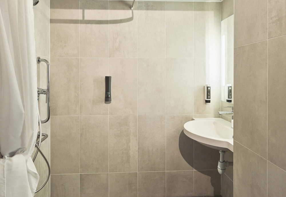 Double Room, Mobility Accessible, Non Smoking - Photo 5