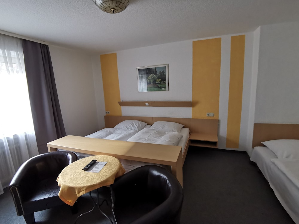 Business Triple Room photo 3