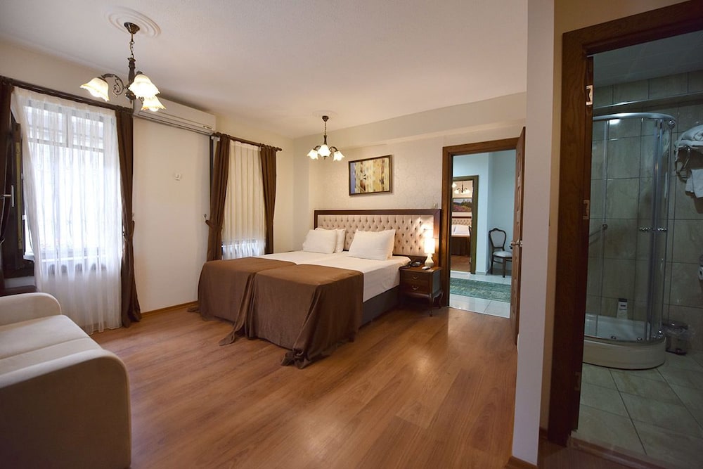 Junior Suite, Garden View photo 2