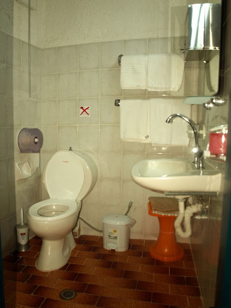 Basic Double Room photo 2