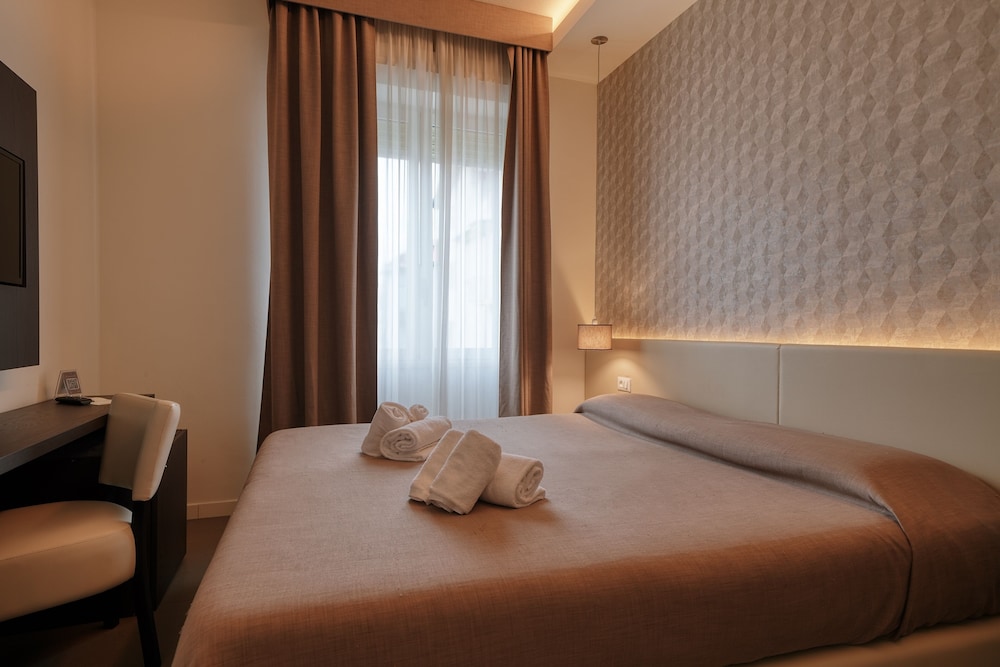 Small Double Room