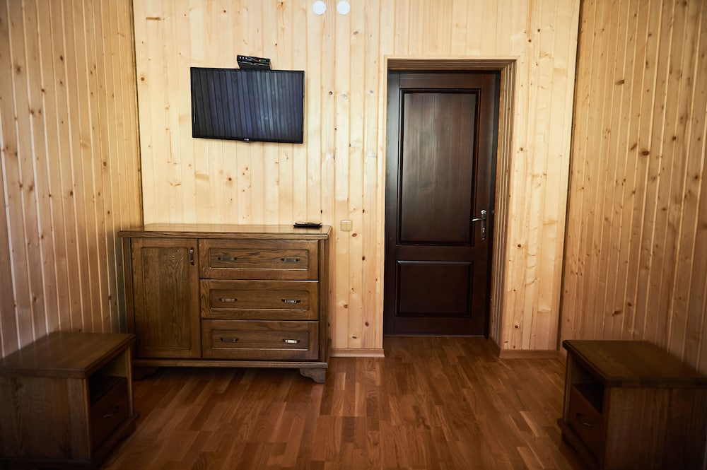Standard Double or Twin Room, Shared Bathroom photo 2