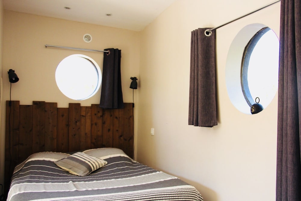 Triple Room, Overwater photo 1