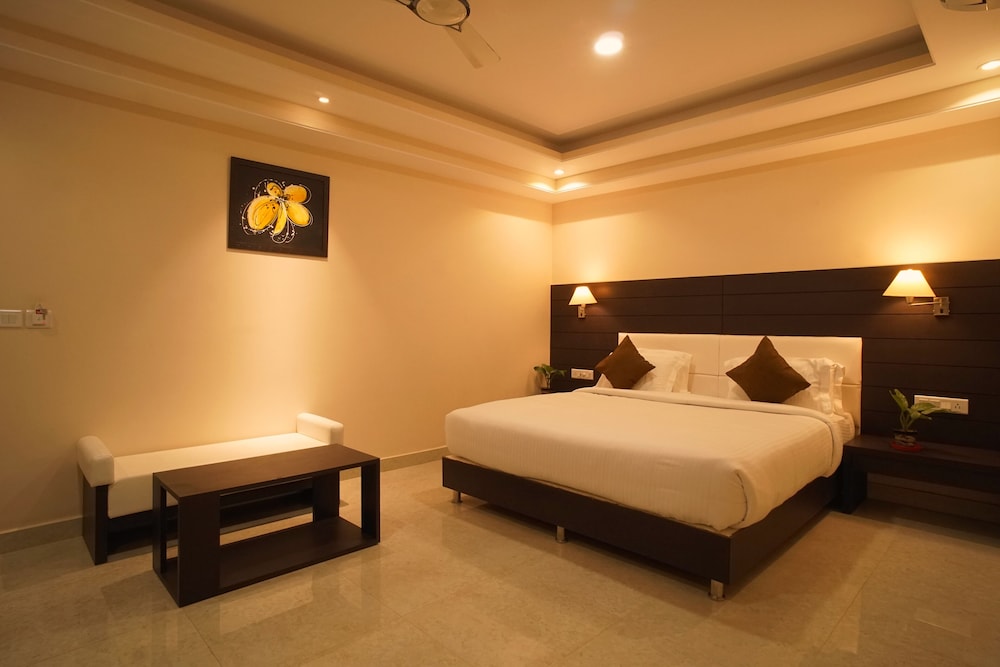 Executive Room - Photo 6