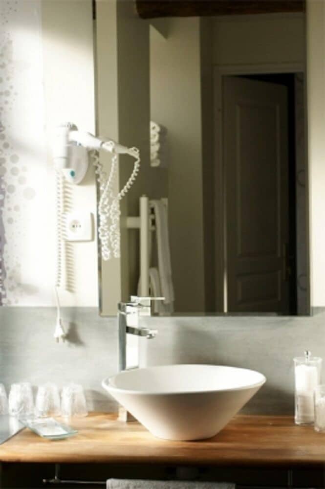 Family Room (Charollaise) photo 3
