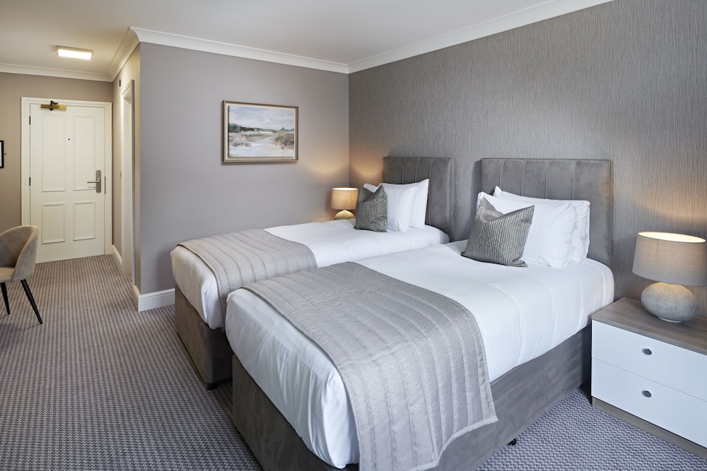 Classic Room, 2 Twin Beds, Non Smoking - Photo 1