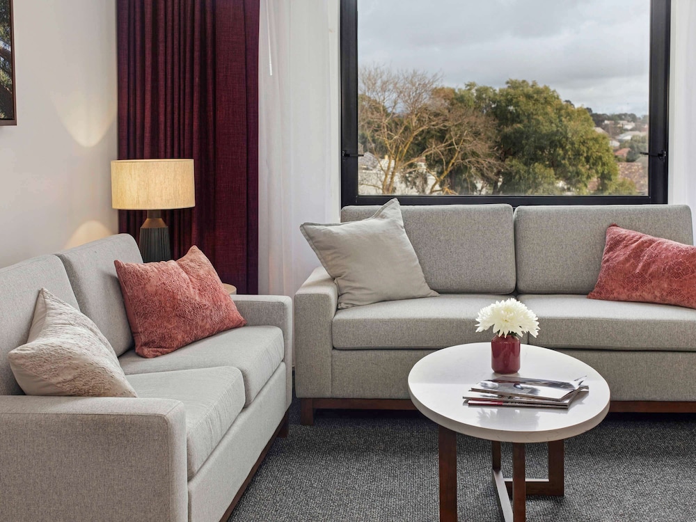 Superior Suite, 1 King Bed with Sofa bed photo 1