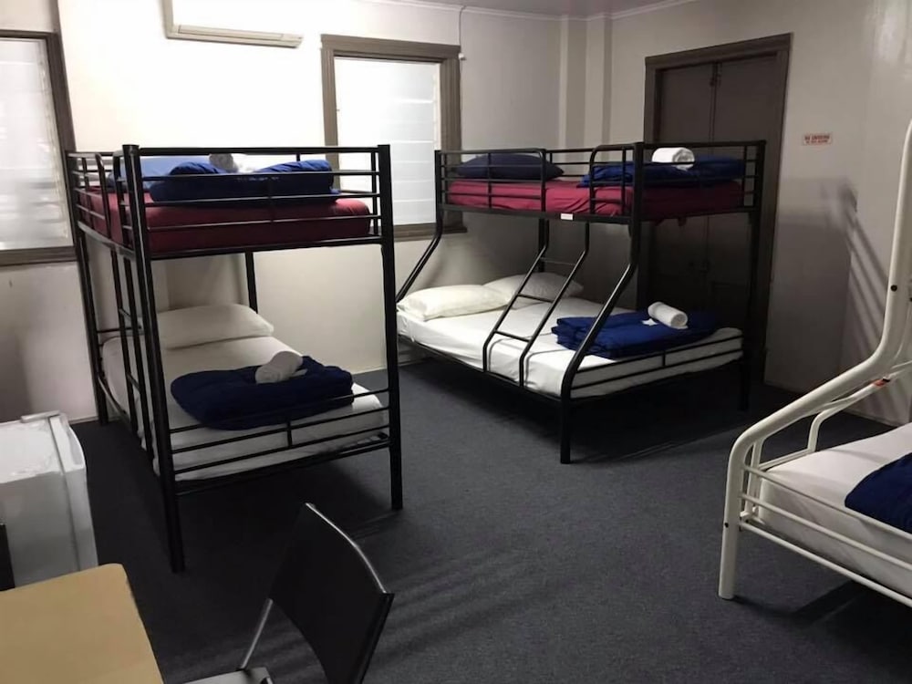 Basic Room photo 2