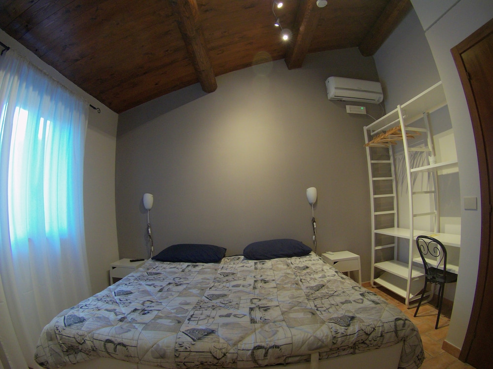 Deluxe Double Or Twin Room, Garden View photo 2