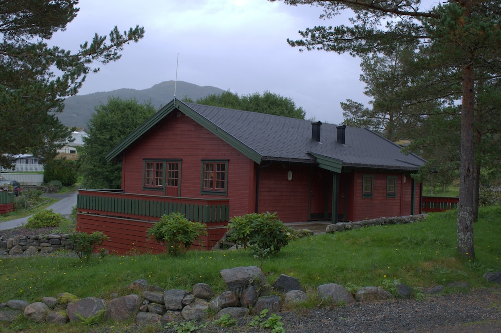 Cottage photo 2