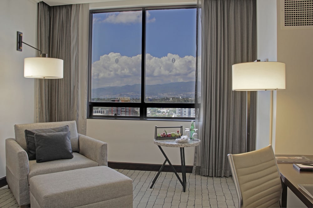 Premium Room - Photo 5