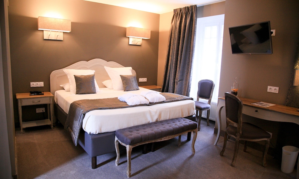 Superior Double or Twin Room - Photo 3