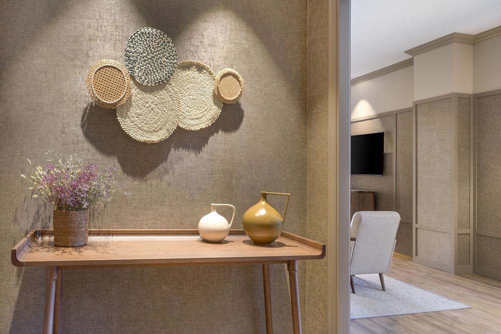 Suite, 1 Bedroom, Terrace, Garden View
