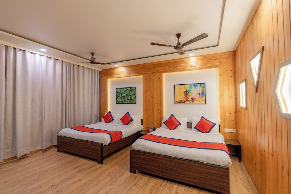 Superior Quadruple Room photo 3
