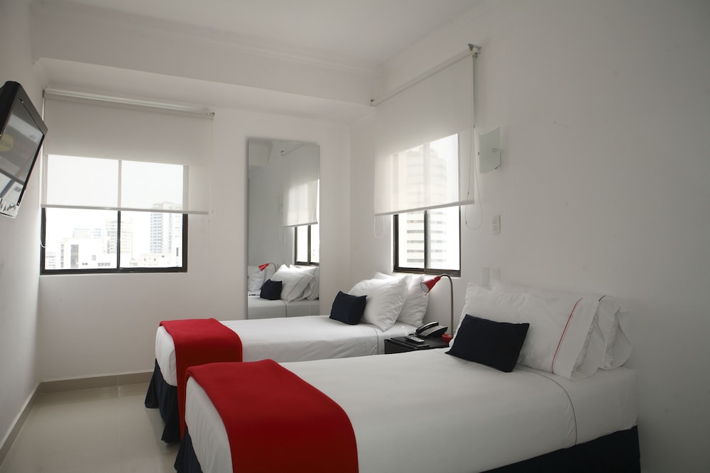 Standard Double or Twin Room, Courtyard View photo 2
