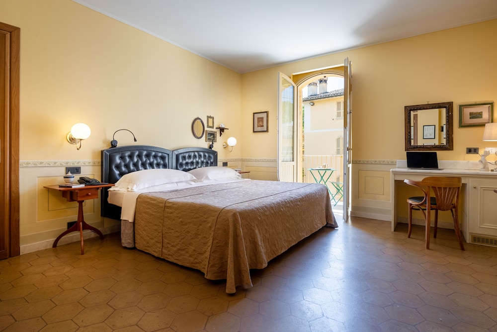 Comfort Double or Twin Room