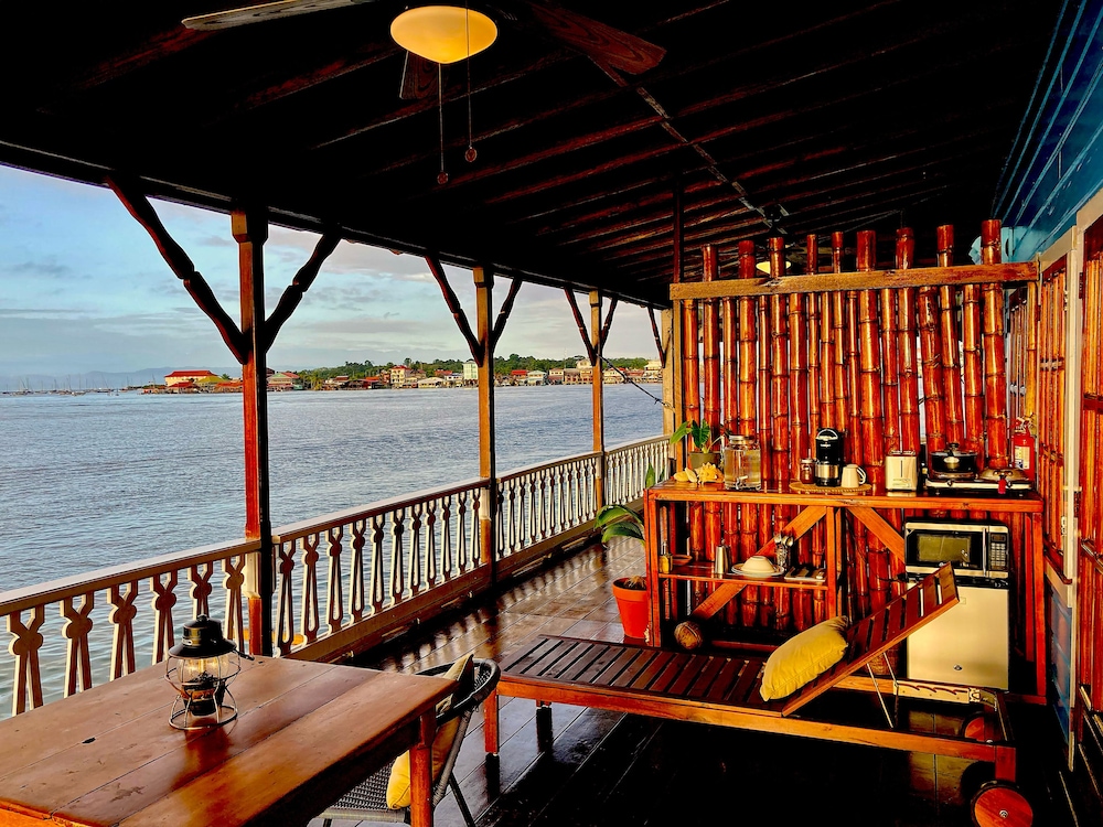 Deluxe Room, Multiple Beds, Kitchenette, Sea View