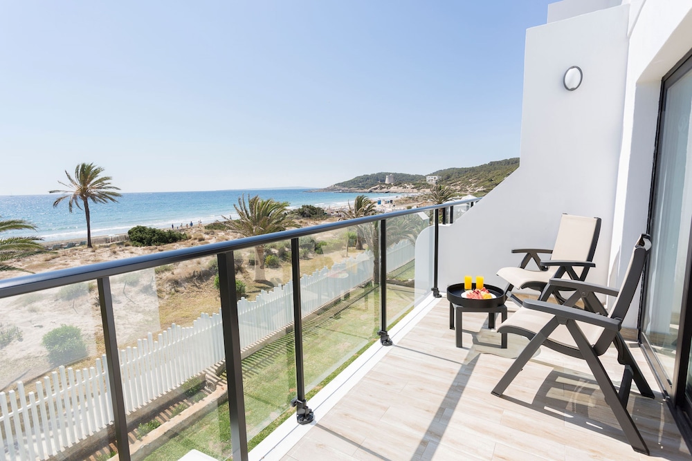 Suite, Sea View (Seafront View) thumbnail 5