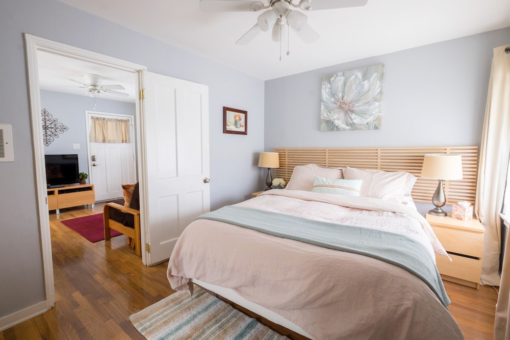 Apartment, 1 Queen Bed (The Deodora) photo 1