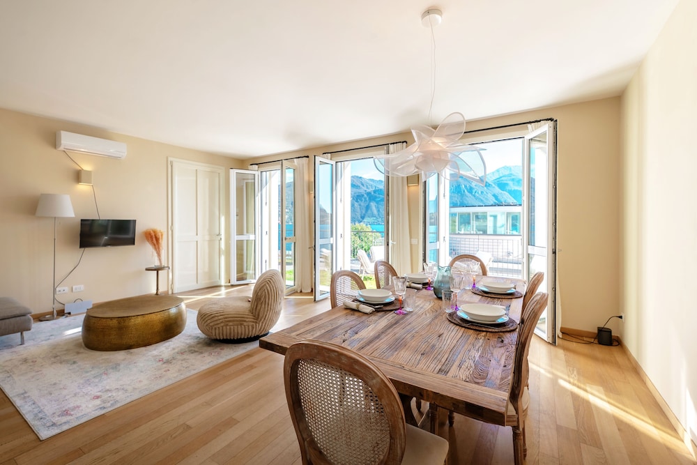 Apartment, Lake View