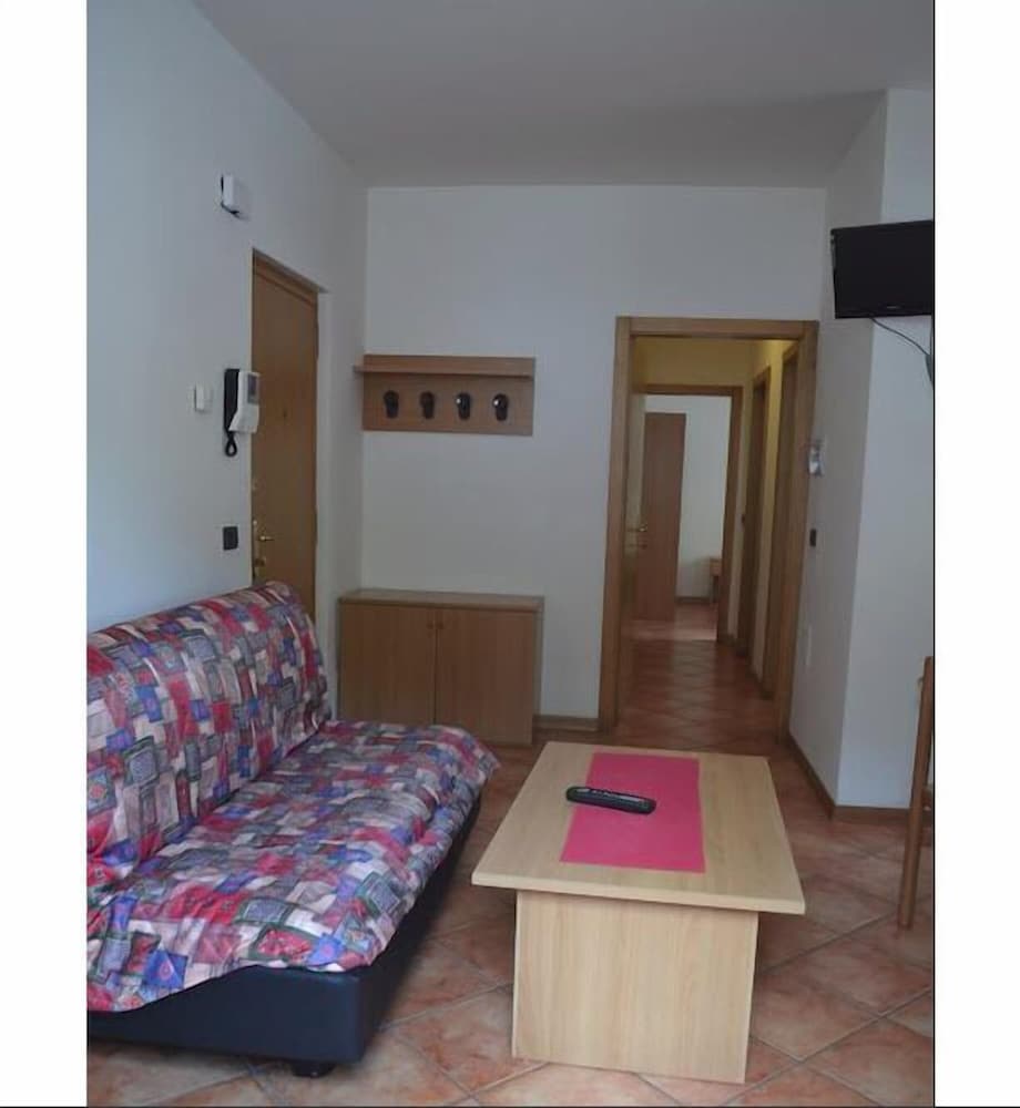 Apartment, 2 Bedrooms, Ground Floor (6 Pax) photo 1