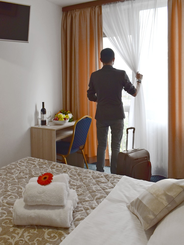 Superior Double or Twin Room - Photo 5